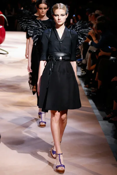 Look 43